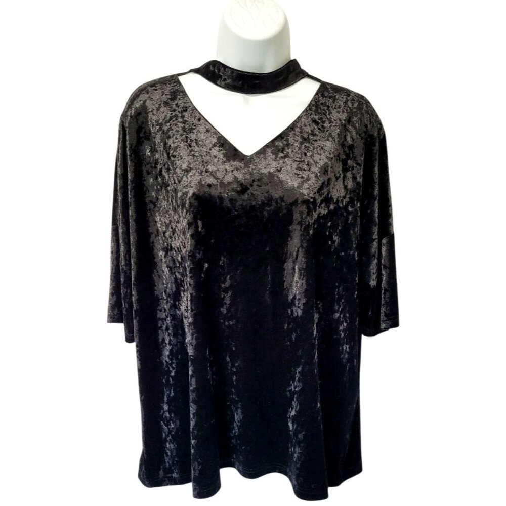 Black Velvet Short Sleeve‎ Top M Chic Keyhole Choker Whimsigoth Goth